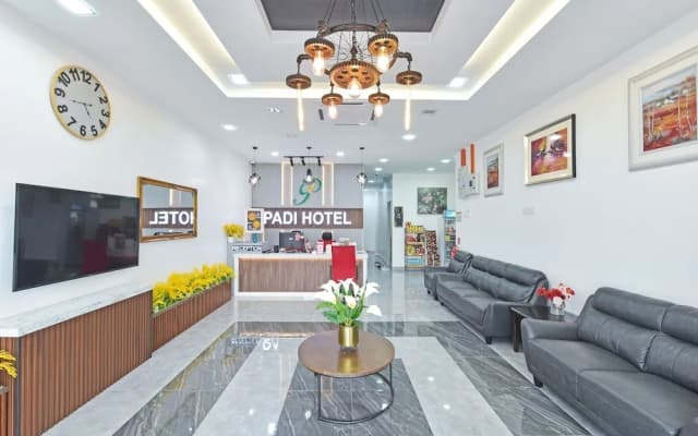 Capital O 90882 Padi Hotel - photo 2