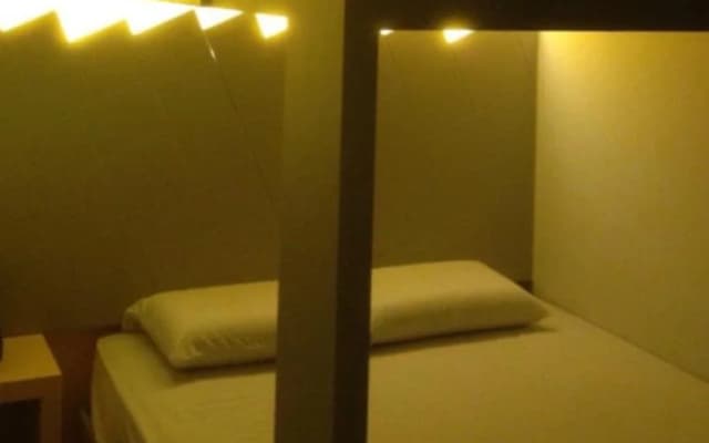Warm Blanket Hotel - Hostel - photo 4