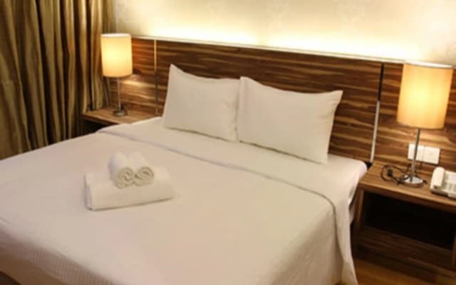 Regalia Upper View Hotel - photo 3