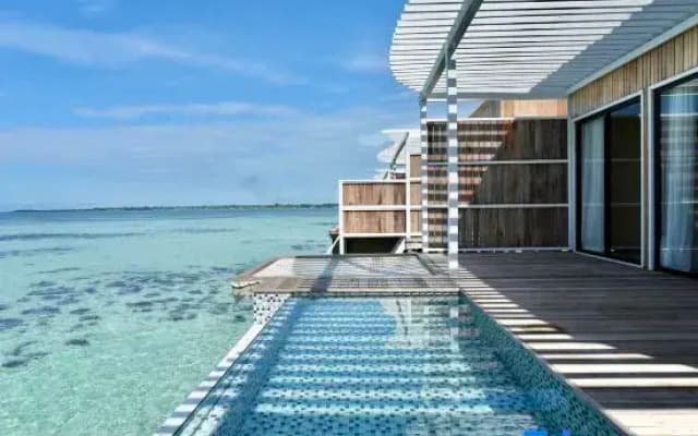 F.Lina Water Villa Resort，Semporna - photo 3