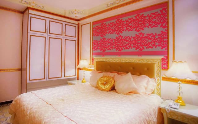 Lace Boutique Hotel - photo 3