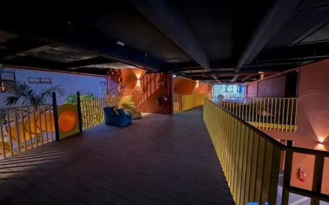 Piccadilly Residence Ipoh - Private Car Park - High Floor with Balcony - 3 Min to Famous Eatries - photo 2