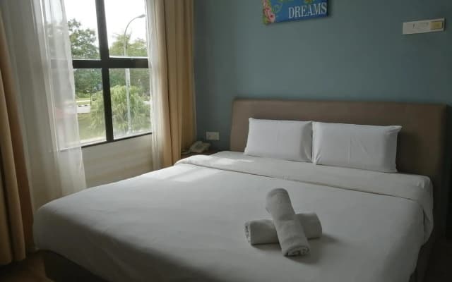Charisma Hotel Kuantan - photo 3