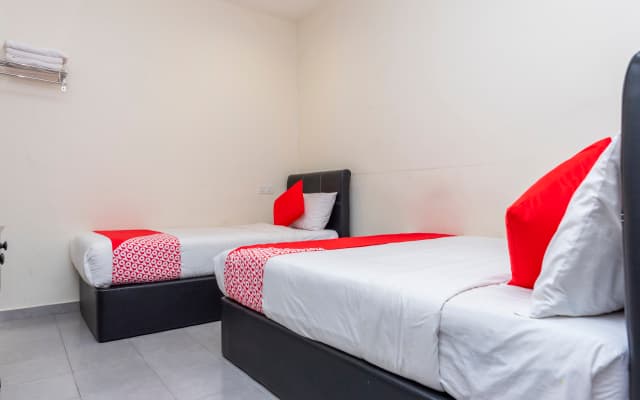Muar City Hotel - photo 2
