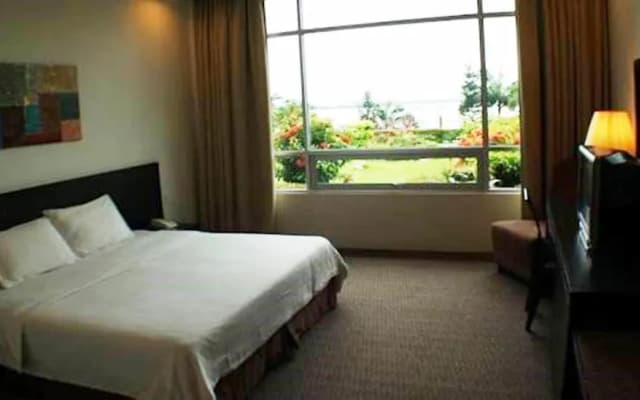 Straits View Hotel - photo 5
