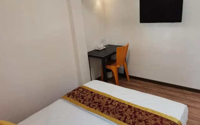 Mornings Hotel - photo 3