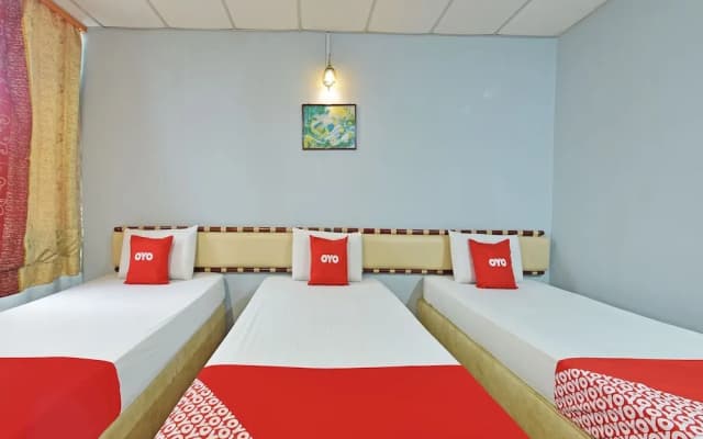 OYO 90846 Hotel Akasia - photo 2