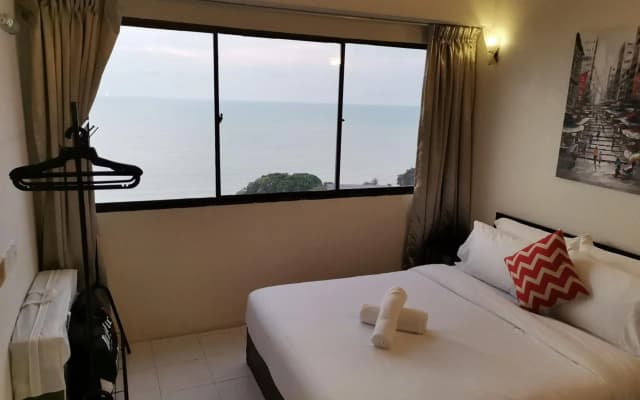 InvincibleSeaview Batu Ferrighi Sri Sayang 無敵海景 2-5 - photo 2
