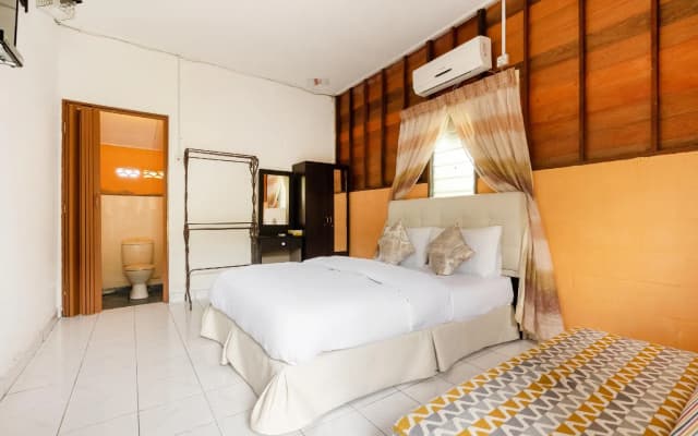 SPOT ON 89906 Kendong Village Resort - photo 2