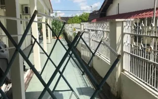 Cosy big house 5min CIQ SOGO KSL mall 3BR 9Pax - photo 2