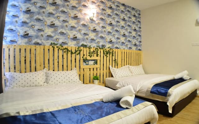 Swing & Pillows - Kota Warisan - photo 4