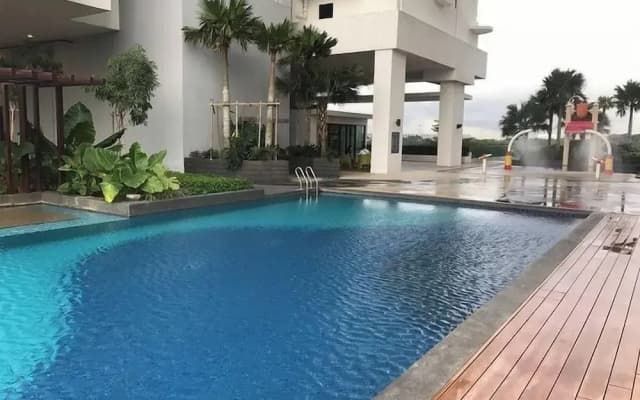 MidValley MegaMall View Southkey Mosaic 2BR 2FREE By Natol - photo 5