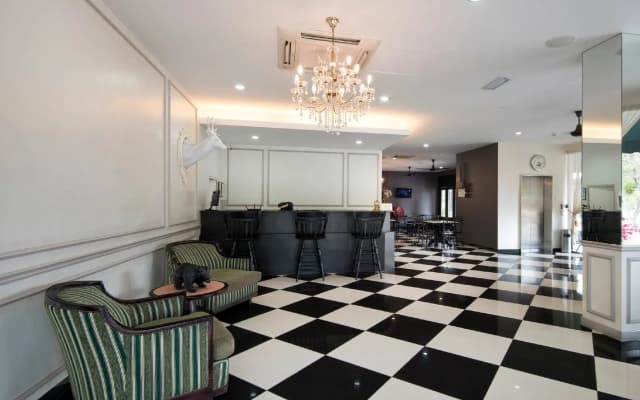 Luscious Hotel - photo 2