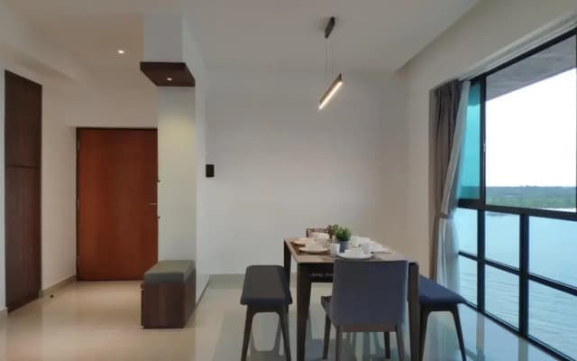 Waterfront (E) 3BR+3Bath+8 Persons+ Wifi+Parking - photo 5