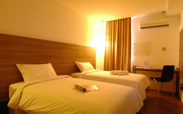 The Leverage Business Hotel Mergong - photo 4