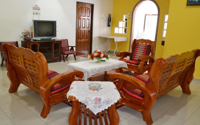 Megastar Inn Vacation Stay - photo 2