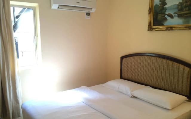 OYO 635 Seven Days Hotel - photo 4