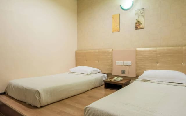 Suan Bee Hotel - photo 3