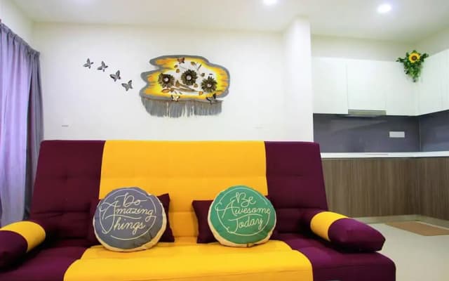JB Town Executive Suite - photo 2