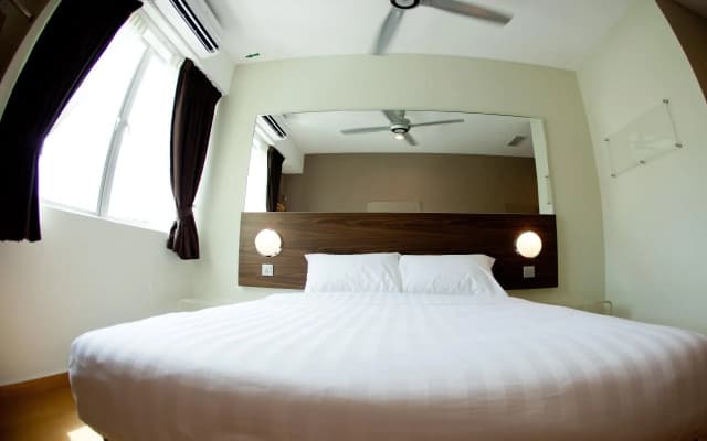 Tropical Hotel Kota Damansara - photo 4