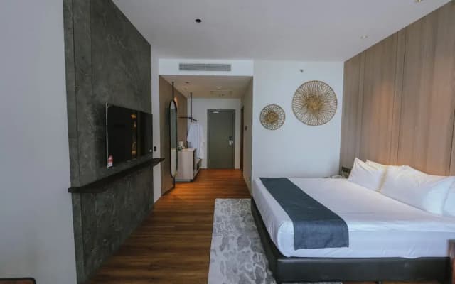 Roxy Beach Resort - photo 2