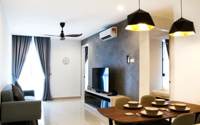 H2O Residences by Victoria Home - photo 2