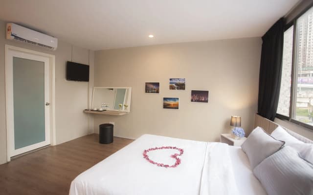 New Boutique Hotel - photo 4