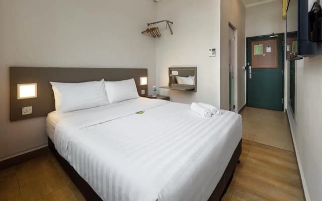 Tune Hotels - 1 Borneo, Kota Kinabalu - photo 4