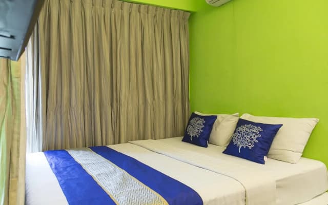 SS City Hotel - photo 5