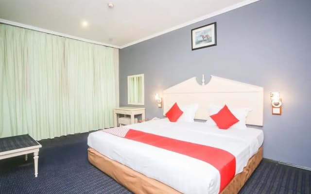 OYO 563 Jockey Lodge Hotel - photo 5