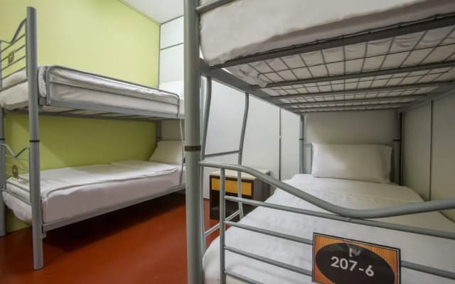 SPOT ON 89788 Musafir Transit Hotel - photo 5
