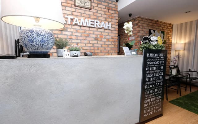 Bata Merah Boutique Hotel - photo 2