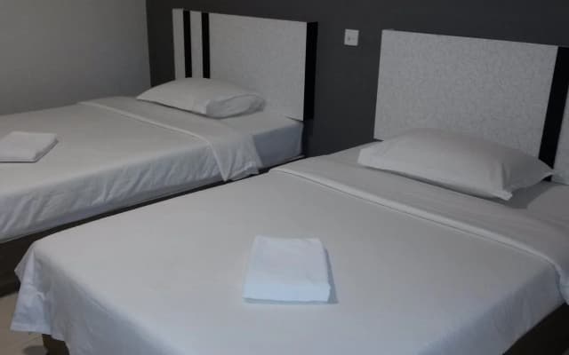 Five Hotel - photo 4