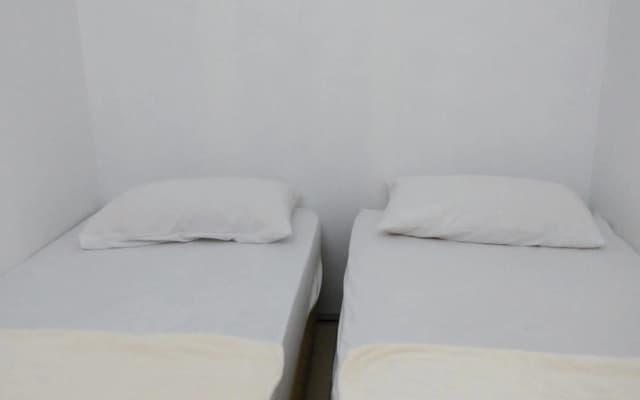 Cozy Homestay KTCC Mall Pantai Batu Burok HSNZ 3BR Pangsapuri Ladang Gemilang 1 by NadiHome - photo 2