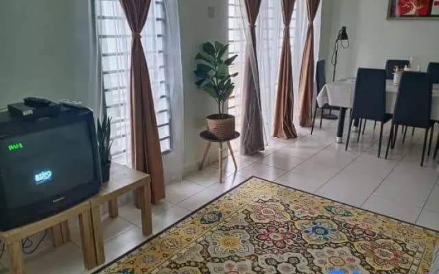 KLIA Homestay Ummie - photo 5