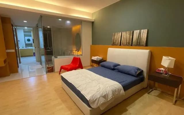 Stylish Romantic Couples Getaway at KL City 1419 - photo 2