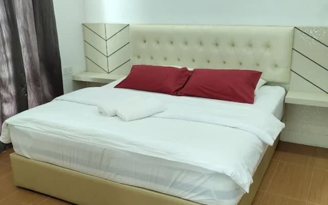Captain's Cabin Resort - photo 4