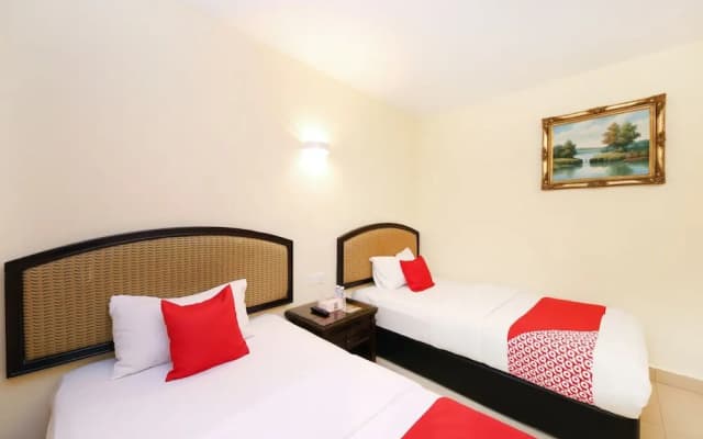 Super OYO 635 Seven Days Hotel - photo 3