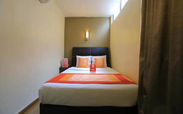 Easy Hotel Ampang - photo 3