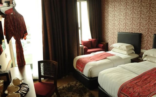 Sea Lion Hotel Firefly Concept Hotel - photo 4