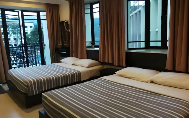 Hong Kong Hotel - photo 4