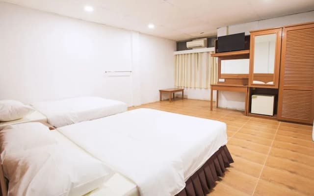 Mr J Homestay In Kb Town - photo 4