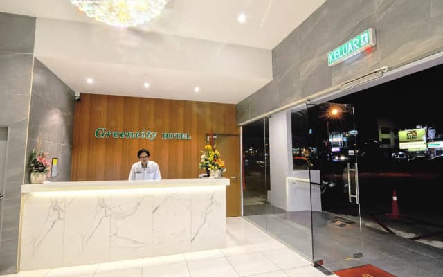 Greencity Hotel - photo 2
