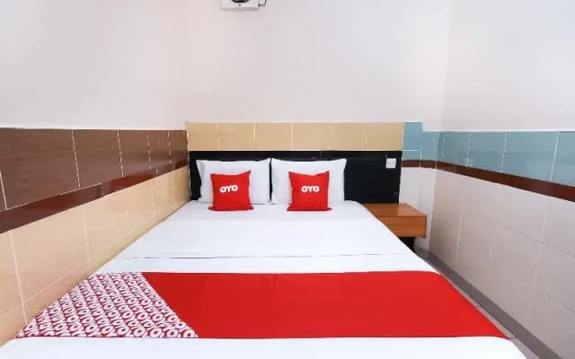 Cosy Inn by OYO Rooms - photo 4