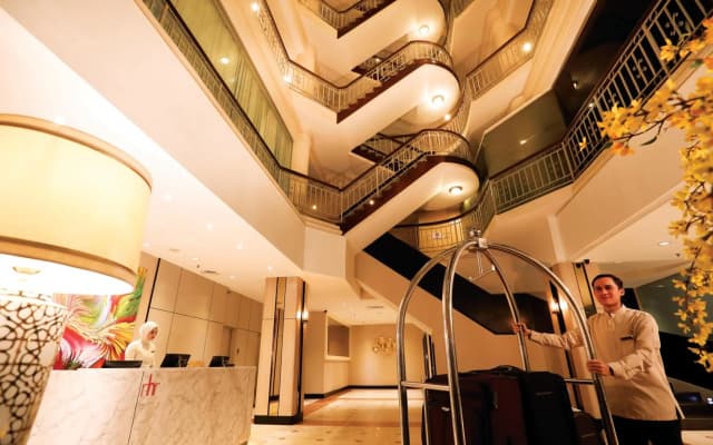 RHR Hotel Kajang - photo 2