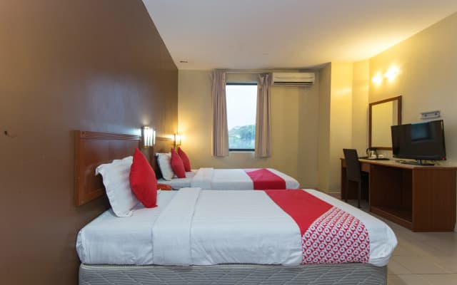 Super OYO 447 Comfort Hotel Meru - photo 5