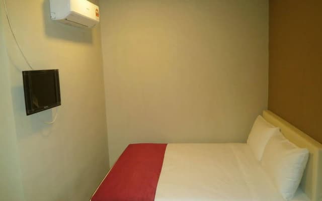 Check Inn - photo 3