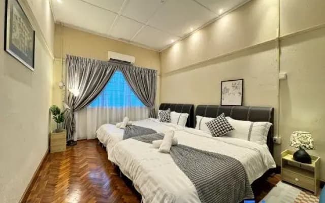 Greentown Villa 6BR 20pax | BBq | Ktv | Pool Table - photo 4