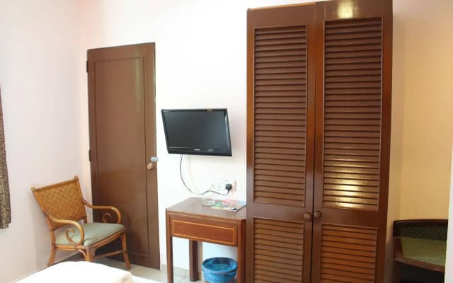 Station Hotel Klang - photo 2