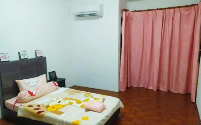 Victoria Homestay Sibu - Next to Shopping Complex, Party Event & Large Car Park Area with Autogate - photo 4